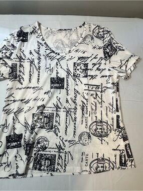 Women's  post card stamps Script-Print Short Sleeve Tee - White/Black